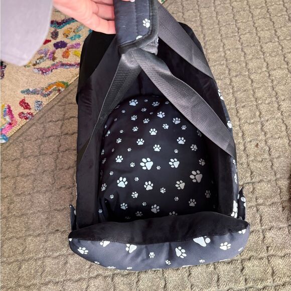 Cullaby large car console pet seat for pets up to 20 lbs. NEW - Picture 8 of 12